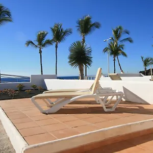 https://bungalows-villas-blancas.in-canary-islands.com